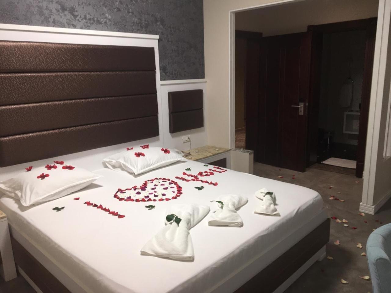 Hotel Admiral Prizren Extérieur photo