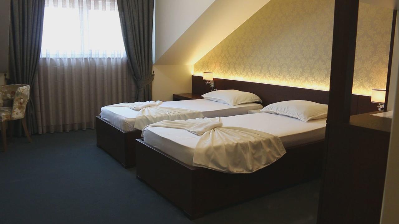 Hotel Admiral Prizren Extérieur photo