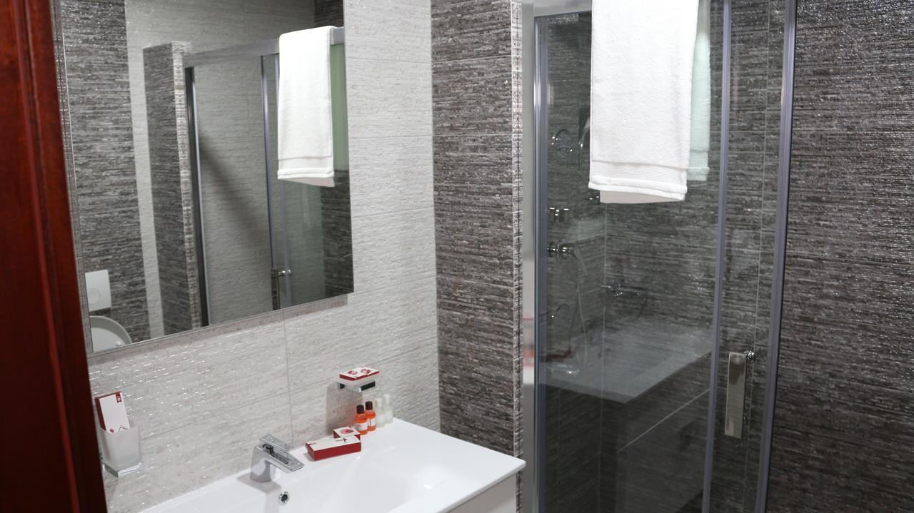 Hotel Admiral Prizren Extérieur photo