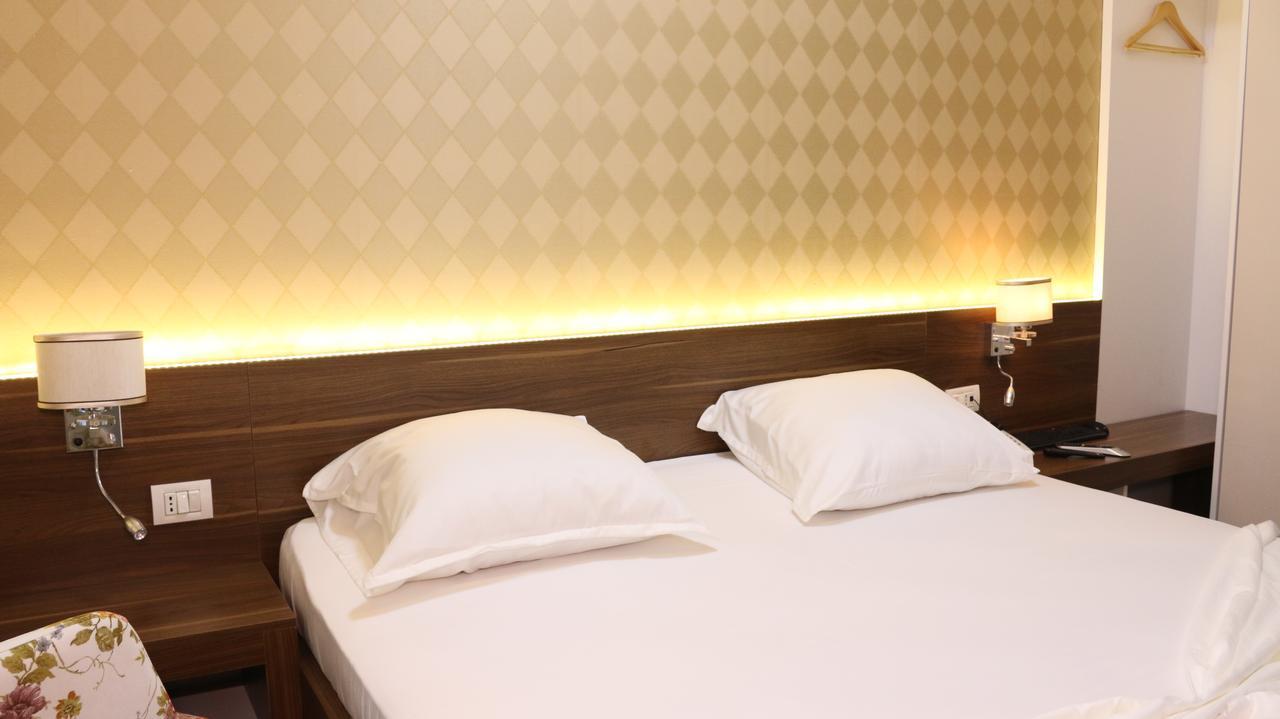 Hotel Admiral Prizren Extérieur photo