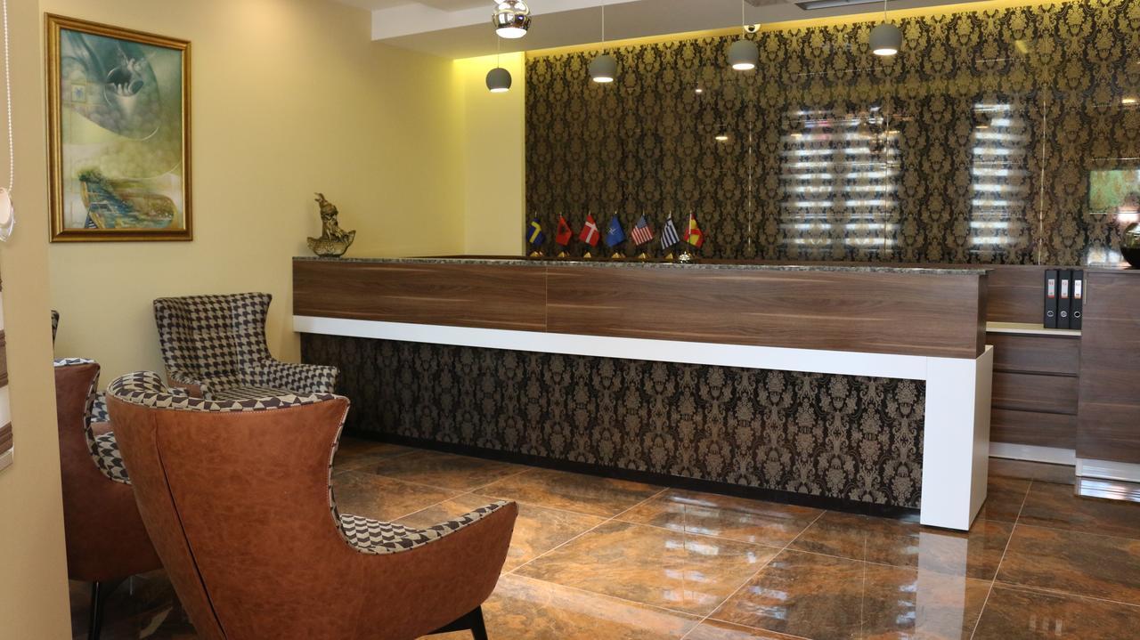 Hotel Admiral Prizren Extérieur photo