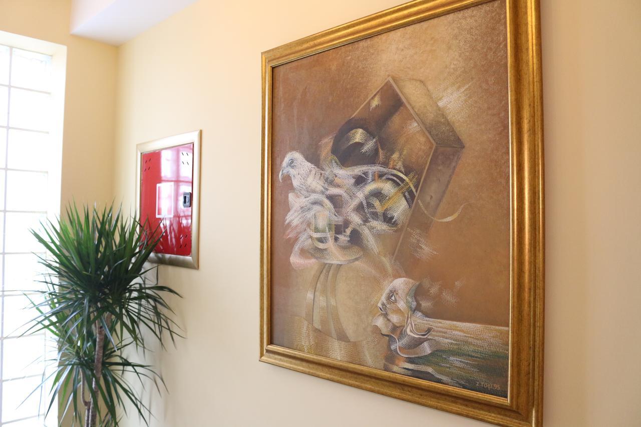 Hotel Admiral Prizren Extérieur photo