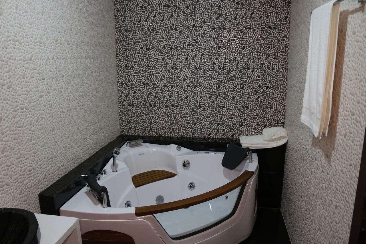 Hotel Admiral Prizren Extérieur photo